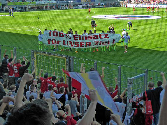 Vor dem Spiel beim SC Freiburg im Dreisamstadion