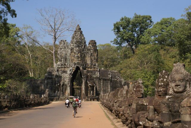 angkorthom0001.jpg