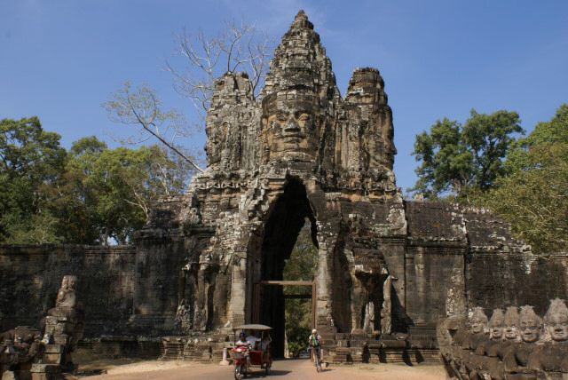 angkorthom0004.jpg