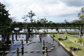 Der Wasserpalast in Tirta Gangga